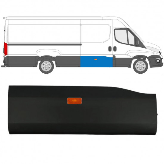 Tolóajtó oldali díszítő elem lámpával hoz Iveco Daily 2014-2019  / LWB / Jobb 11973