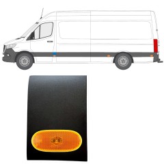 Oldalsó díszítő elem lámpával hoz Mercedes Sprinter 2018- / Bal / Készlet 12963